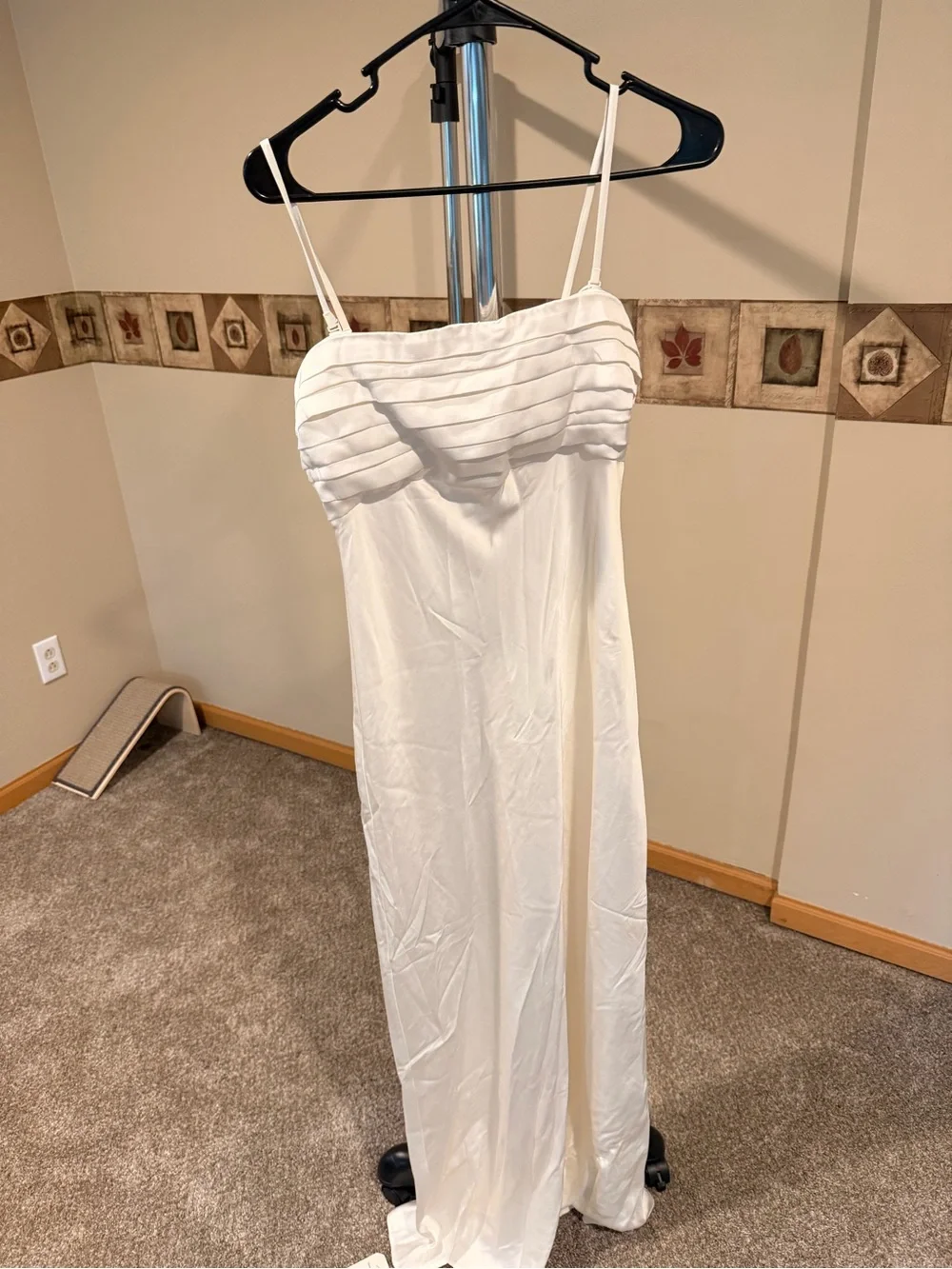Abercrombie & Fitch White Strapless Pleated Bodice Maxi Dress